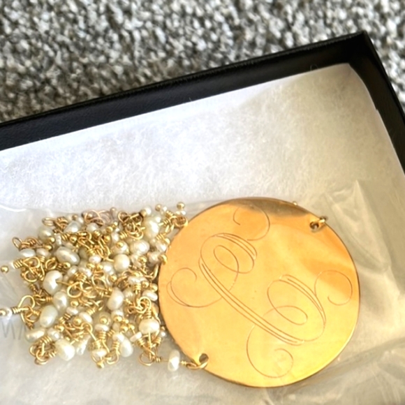 Park Lane Jewelry - BRAND NEW Gold Medallion "C" Necklace w/ the most stunning pearl & gold necklace